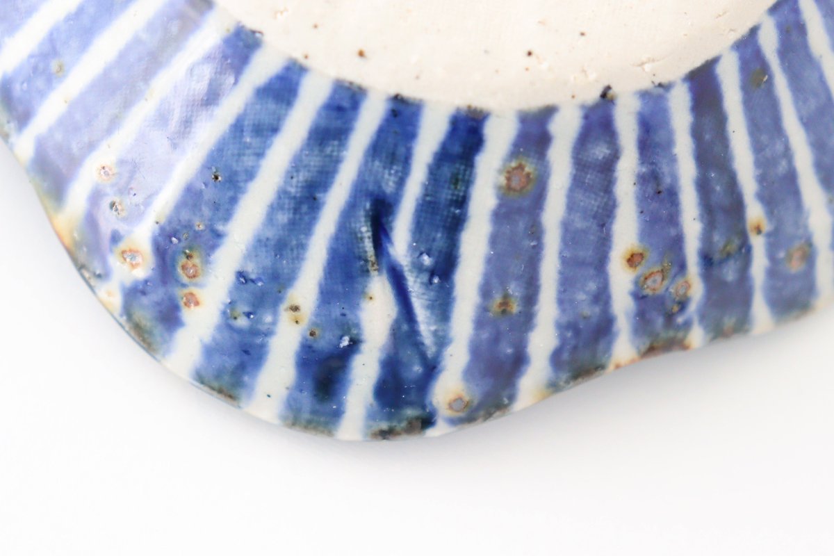 Plum-shaped Small Plate Blue Tokusa | Hasami Ware