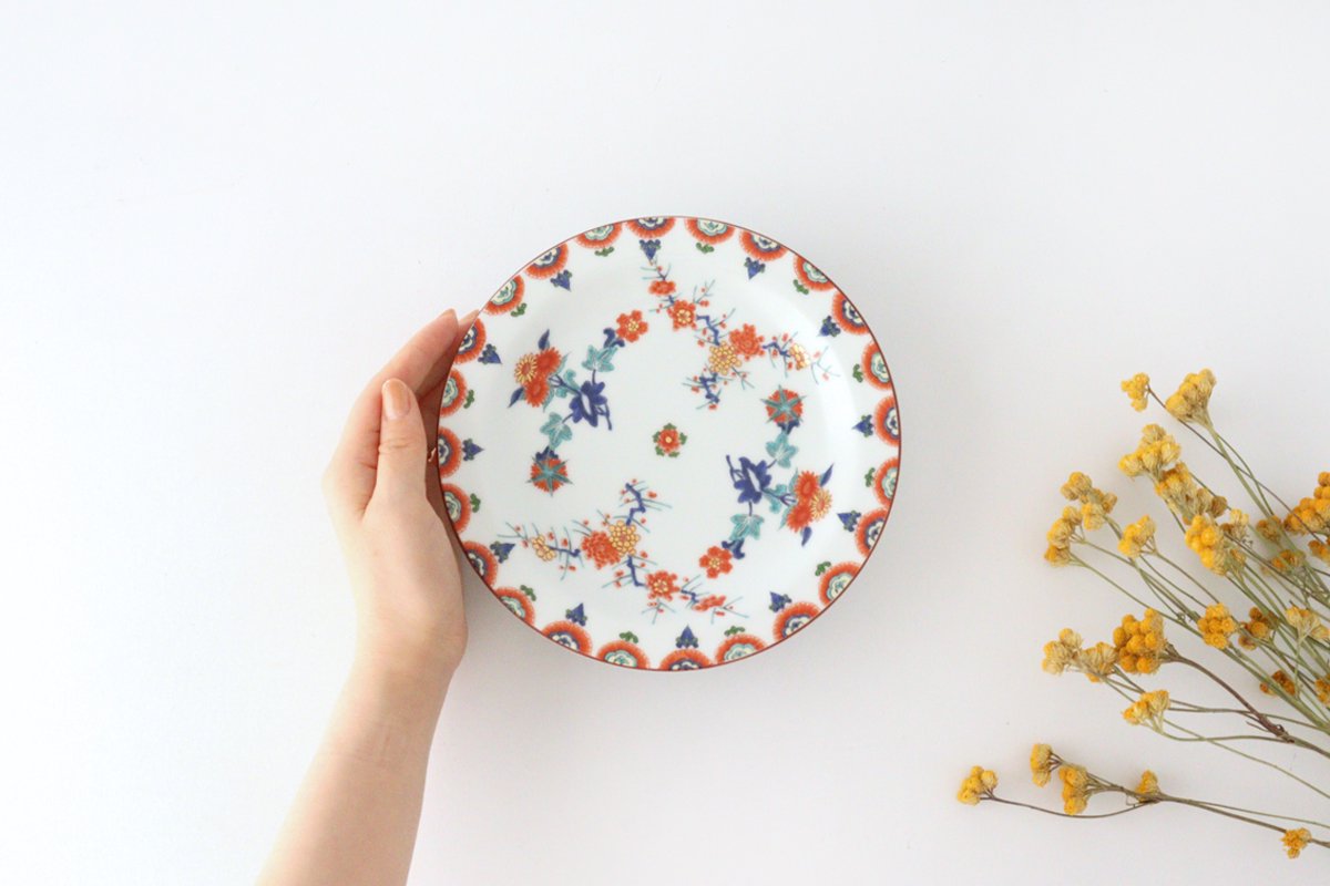 Round Plate Plum and Chrysanthemum Pattern | Arita Ware