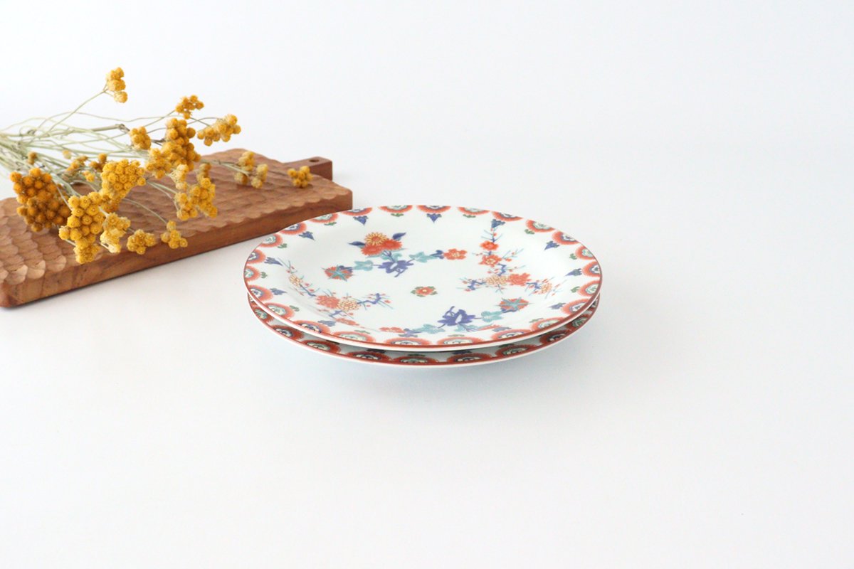 Round Plate Plum and Chrysanthemum Pattern | Arita Ware
