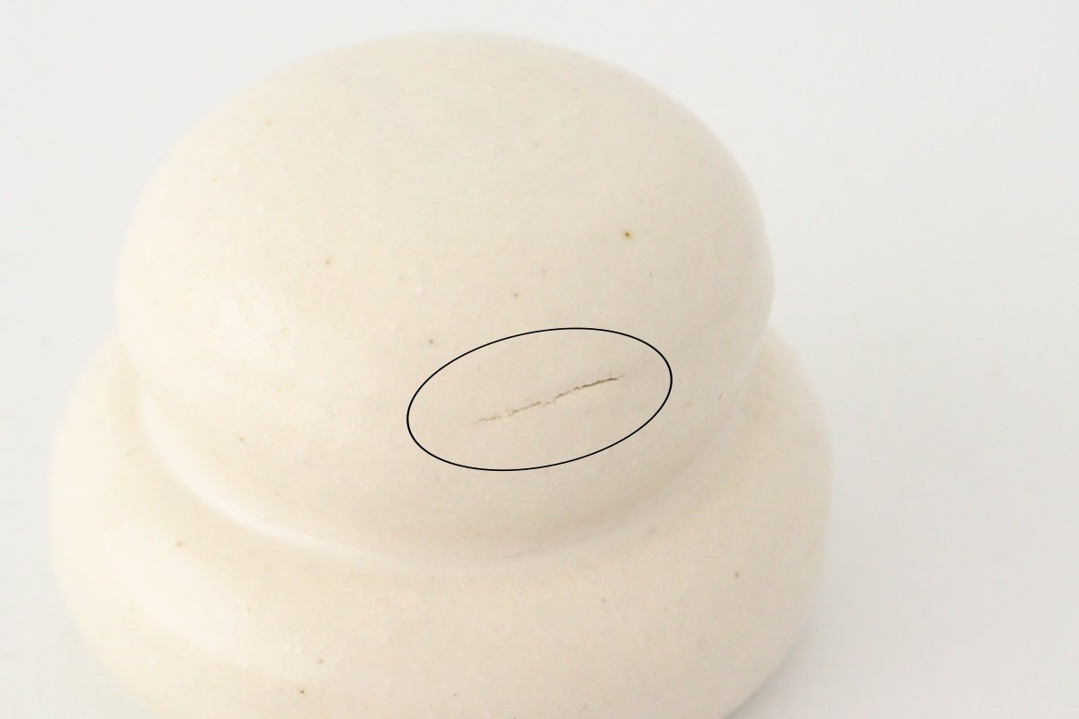 Kitagama Kasen Hiroshige Kato Kagami Mochi Figurine | Seto Ware