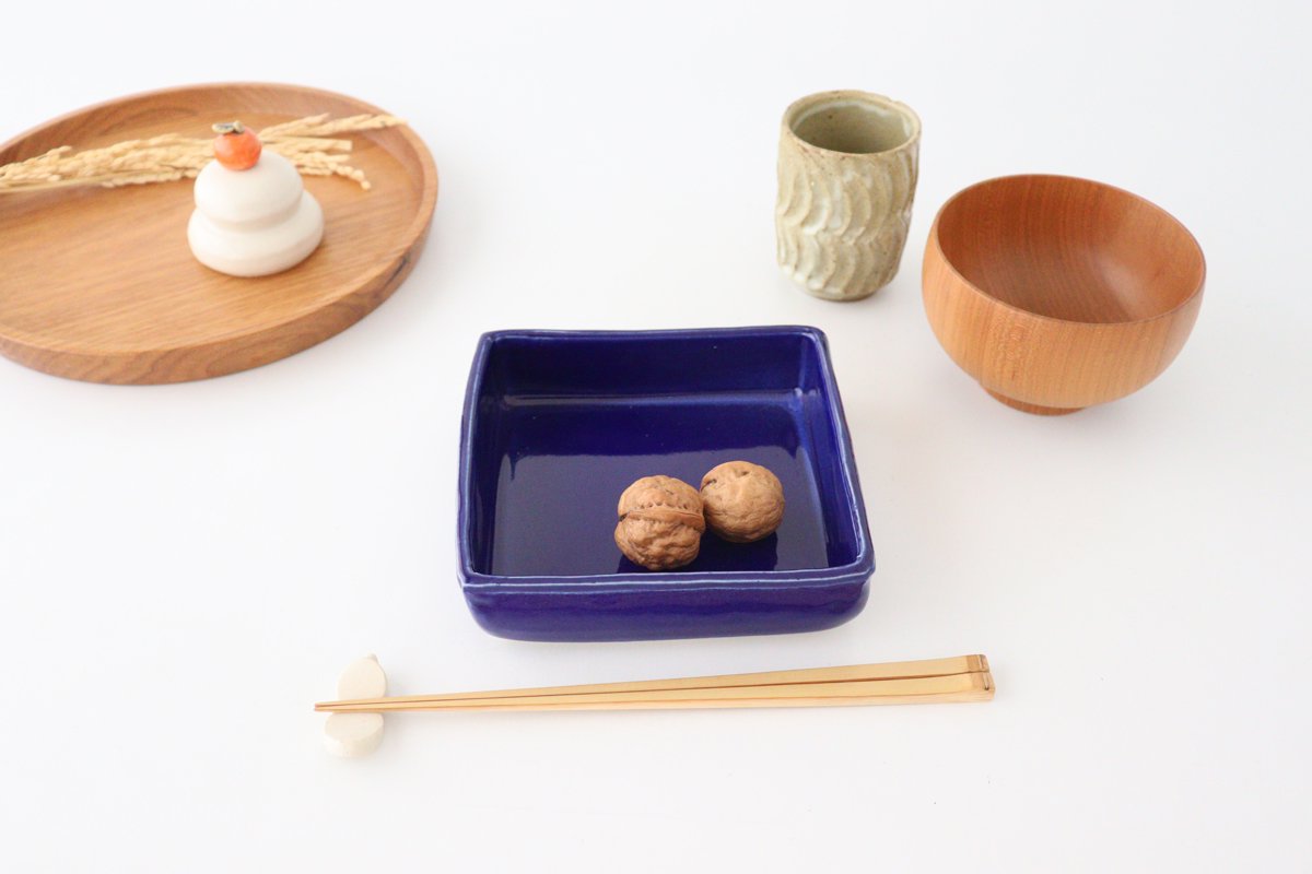 Kitagama Kasen Hiroshige Kato Kagami Mochi Figurine | Seto Ware