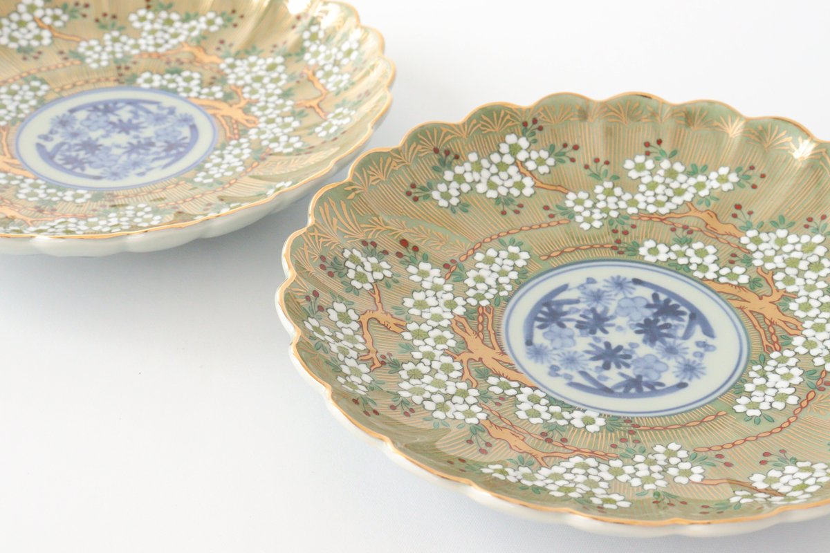 Rinkurou Kiln Round Plate Old Imari Sakura Tree Pattern 15cm/5.9in | Hasami Ware