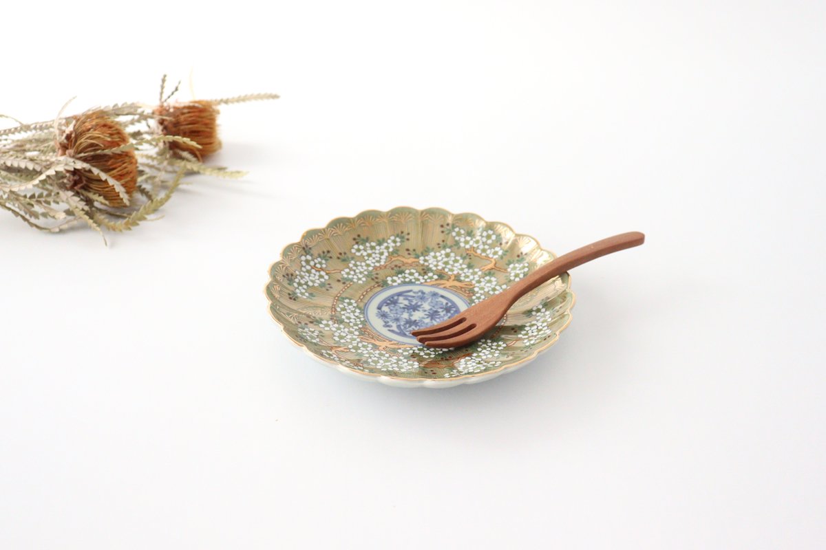 Rinkurou Kiln Round Plate Old Imari Sakura Tree Pattern 15cm/5.9in | Hasami Ware