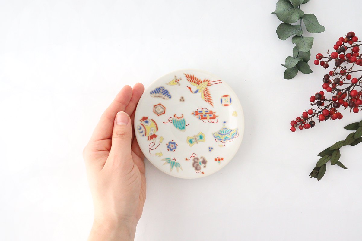 Seikou Kiln Lucky Small Plate Treasure|Kutani Ware
