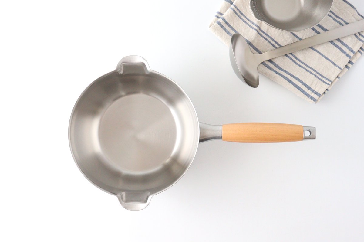 aikata/Yoshikawa Double-Spouted Stainless Steel Yukihira Pan 18cm