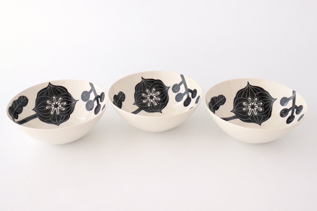 Fururu Rounbd Bowl Black Flower | Serving Bowl Hasami Ware