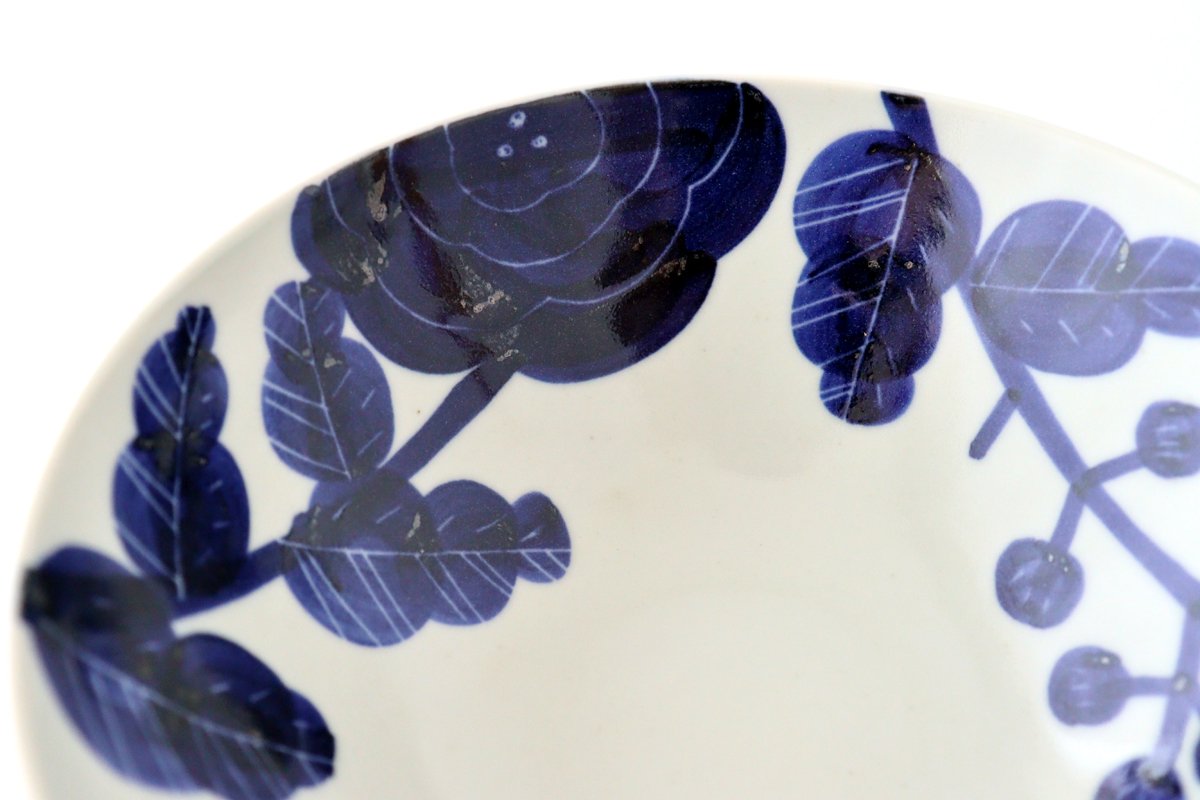 Fururu Rounbd Bowl Blue Flower | Serving Bowl Hasami Ware