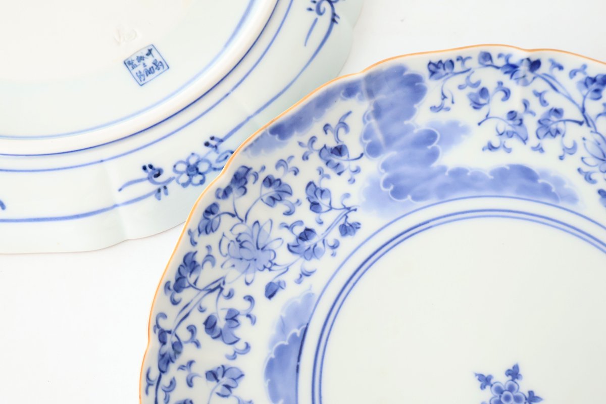Flower-shaped Plate Arabesque and Cloud 27cm/10.6in | Arita Ware