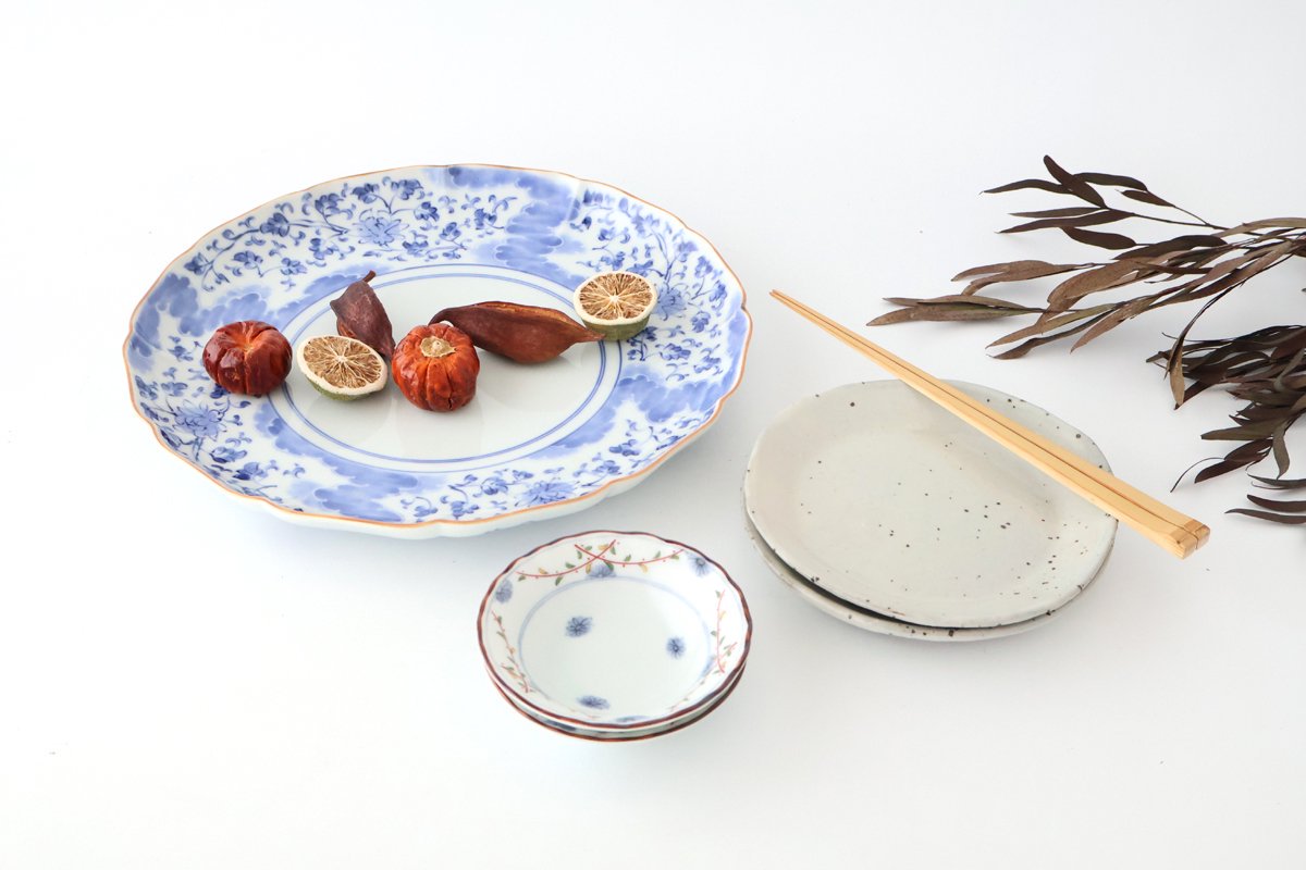 Flower-shaped Plate Arabesque and Cloud 27cm/10.6in | Arita Ware