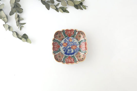 Rinkurou Kiln Chrysanthemum-shaped Small Plate Square Pattern | Hasami Ware-TOP