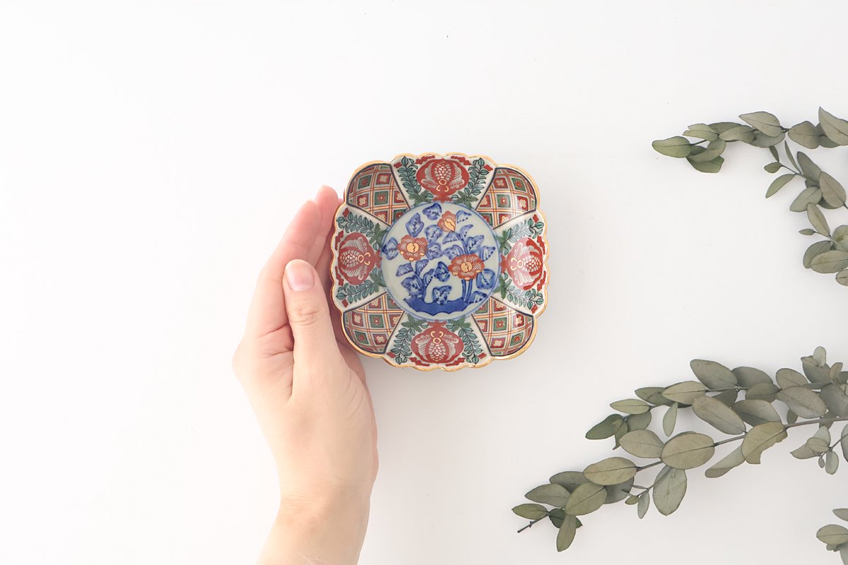 Rinkurou Kiln Chrysanthemum-shaped Small Plate Square Pattern | Hasami Ware
