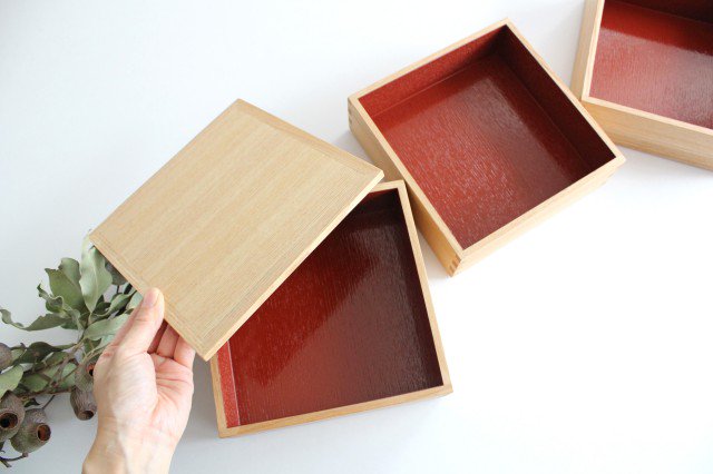 Matsuya Lacquerware Store Three-tiered Jyubako Bento Box Inner Vermilion 18cm/7.1in Unpainted Ash