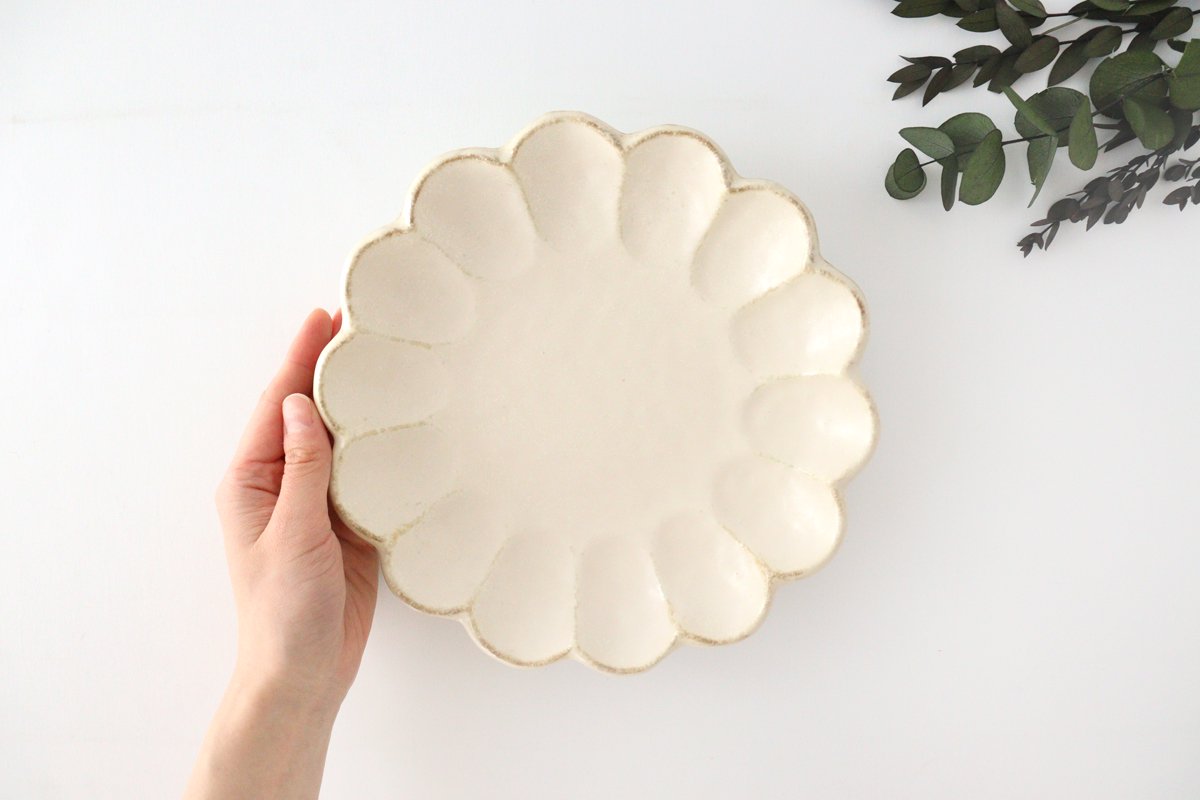 Chrysanthemum Shape Plate White 21cm/8.3in | Mino Ware