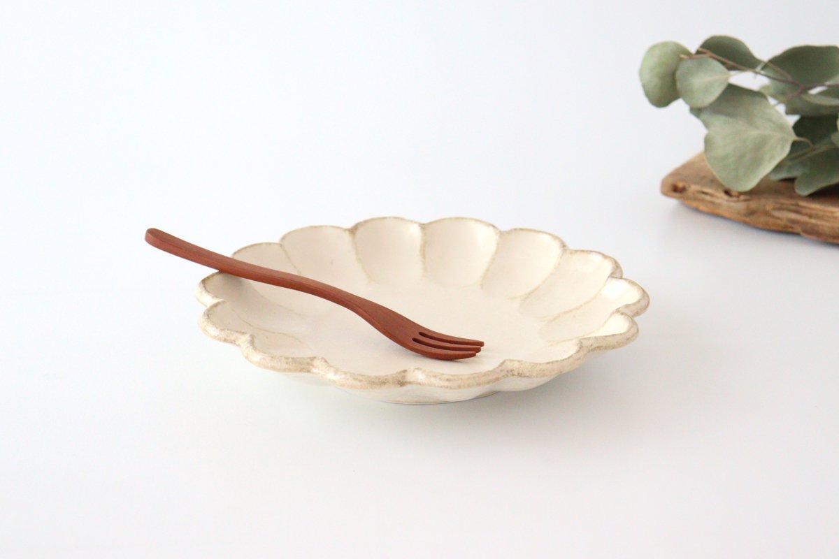 Chrysanthemum Shape Plate White 21cm/8.3in | Mino Ware