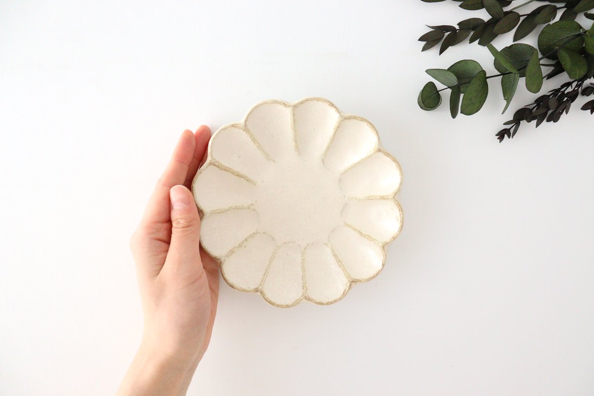 Chrysanthemum-shaped Small Plate White 12cm/4.7in | Mino Ware