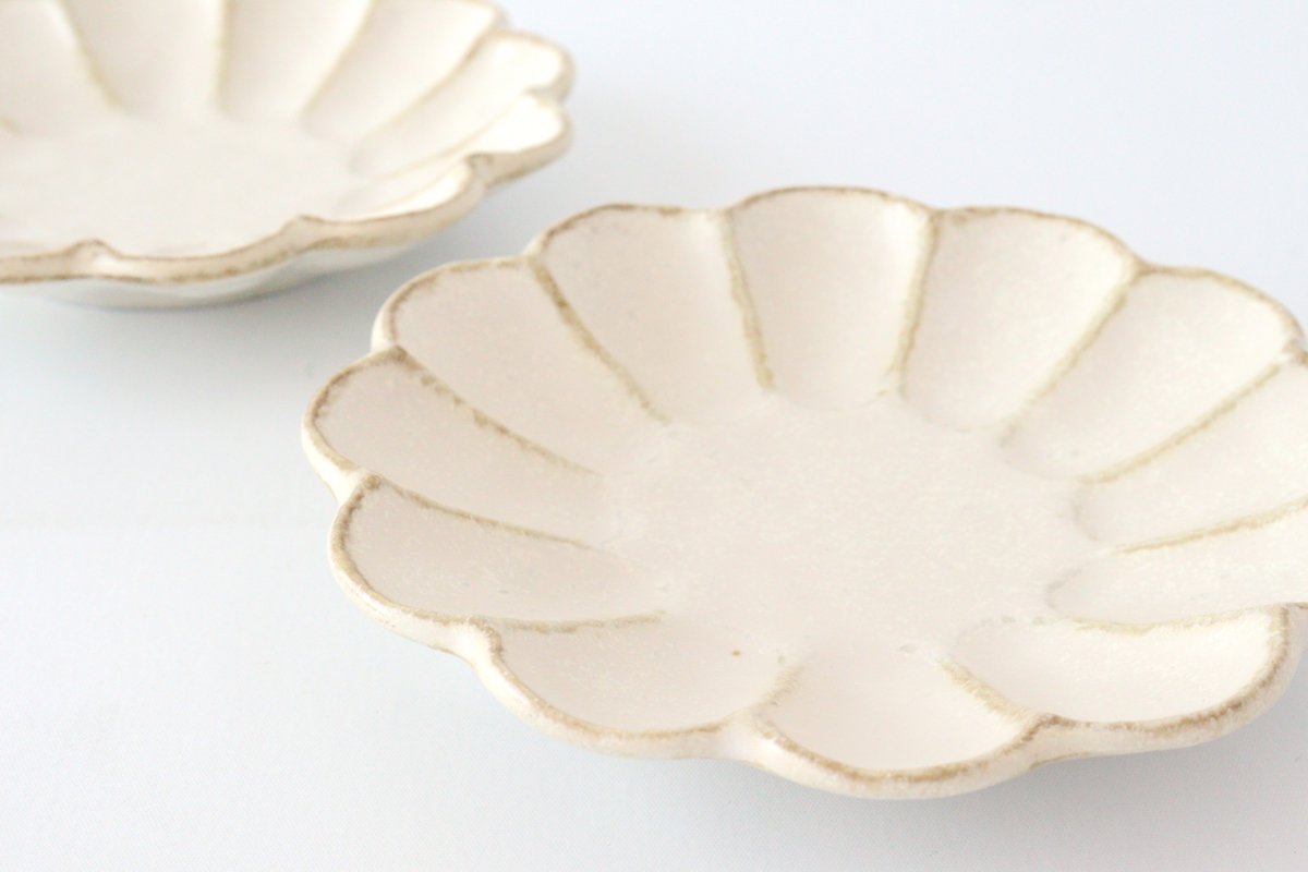 Chrysanthemum-shaped Small Plate White 12cm/4.7in | Mino Ware