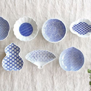 Azumaya Sauce Plate Plum Inban-Detail10