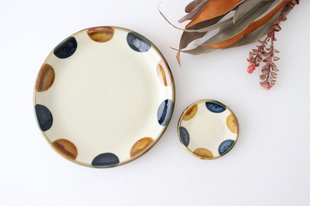 Toshin Kiln Round Plate Brown and Blue Dots 21cm/8.3in | Tsuboya Ware Yachimun