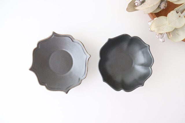 Bellflower-shaped Small Bowl Matte Black | Kobachi Arita Ware