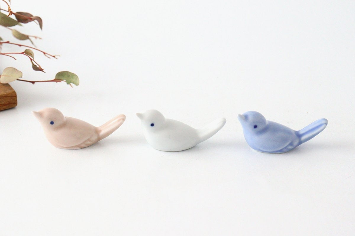 Chopstick Rest Small Bird Light White | Hashioki Hasami Ware-Detail12