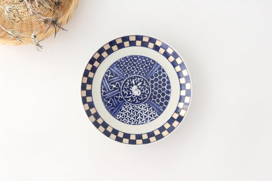 Rinkurou Kiln Round Plate Rabbit and Ichimatsu Pattern 18.5cm/7.3in | Hasami Ware-TOP