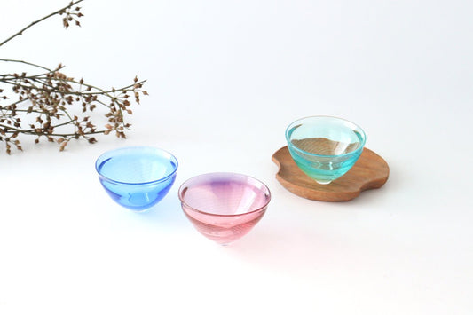 The Difference Between Guinomi, Choko, and Sakazuki: A Guide to Choosing Sake Cups