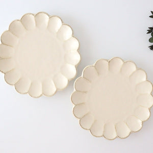 24cm/9.4in Plate White Porcelain Chrysanthemum Mino Ware