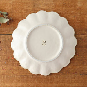 24cm/9.4in Plate White Porcelain Chrysanthemum Mino Ware