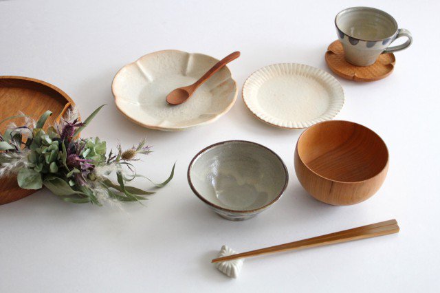 Tetsusan Whana Shallow Bowl Small Pottery Furuya Seisho