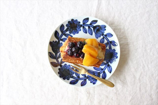 Round Plate Navy Daisy 18cm/7.1in | Hasami Ware-Detail9