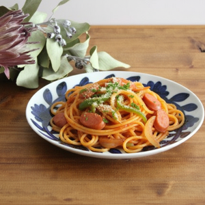 Round Plate Navy Daisy 22cm/8.6in | Hasami Ware