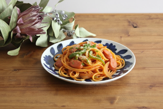 Round Plate Navy Daisy 22cm/8.6in | Hasami Ware