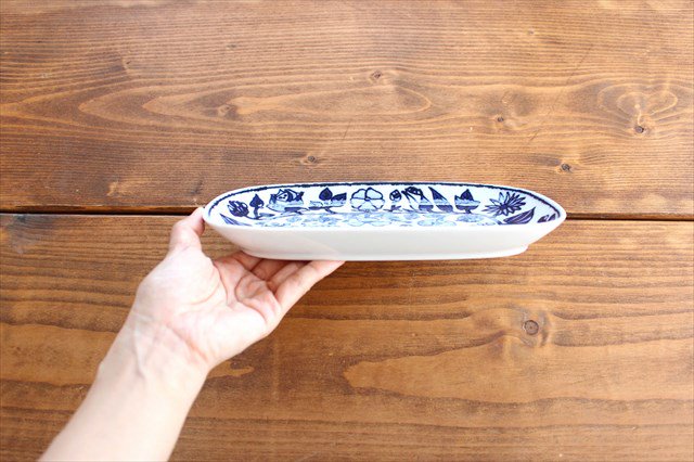Long square plate white porcelain flower parade Hasami ware