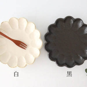 21cm/8.3in plate black porcelain chrysanthemum Mino ware