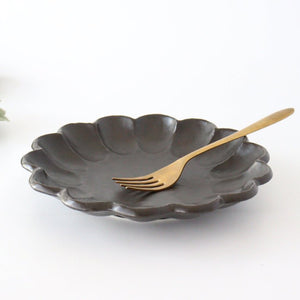21cm/8.3in plate black porcelain chrysanthemum Mino ware