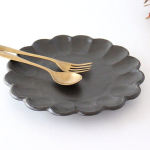 Chrysanthemum Shape Plate Black  24cm/9.4in | Mino Ware