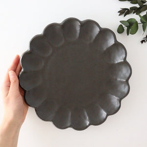 Chrysanthemum Shape Plate Black  24cm/9.4in | Mino Ware