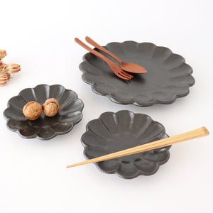 Chrysanthemum Shape Plate Black  24cm/9.4in | Mino Ware