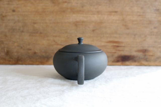 Japanese teapot Back handle, Clay Pottery Azumaya