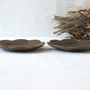 Furutani Seitosho Flowershaped Plate Brown Small