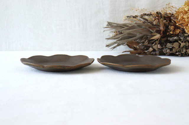 Furutani Seitosho Flowershaped Plate Brown Small