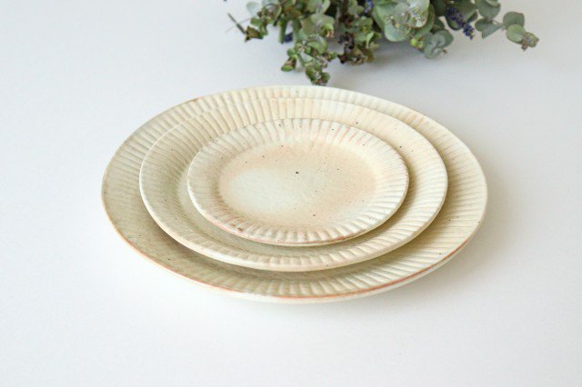 Furutani Seitosho Ruffle Plate White L