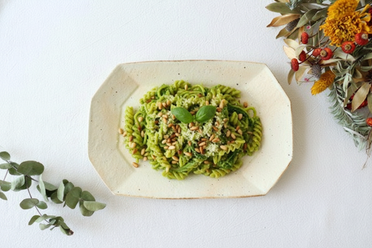 Furutani Seitosho Octagonal Rectangle Plate Small White | Sushi Plate