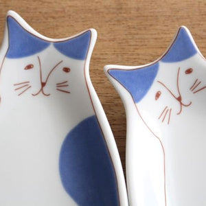 Cat plate blue porcelain Harektani Kutani ware