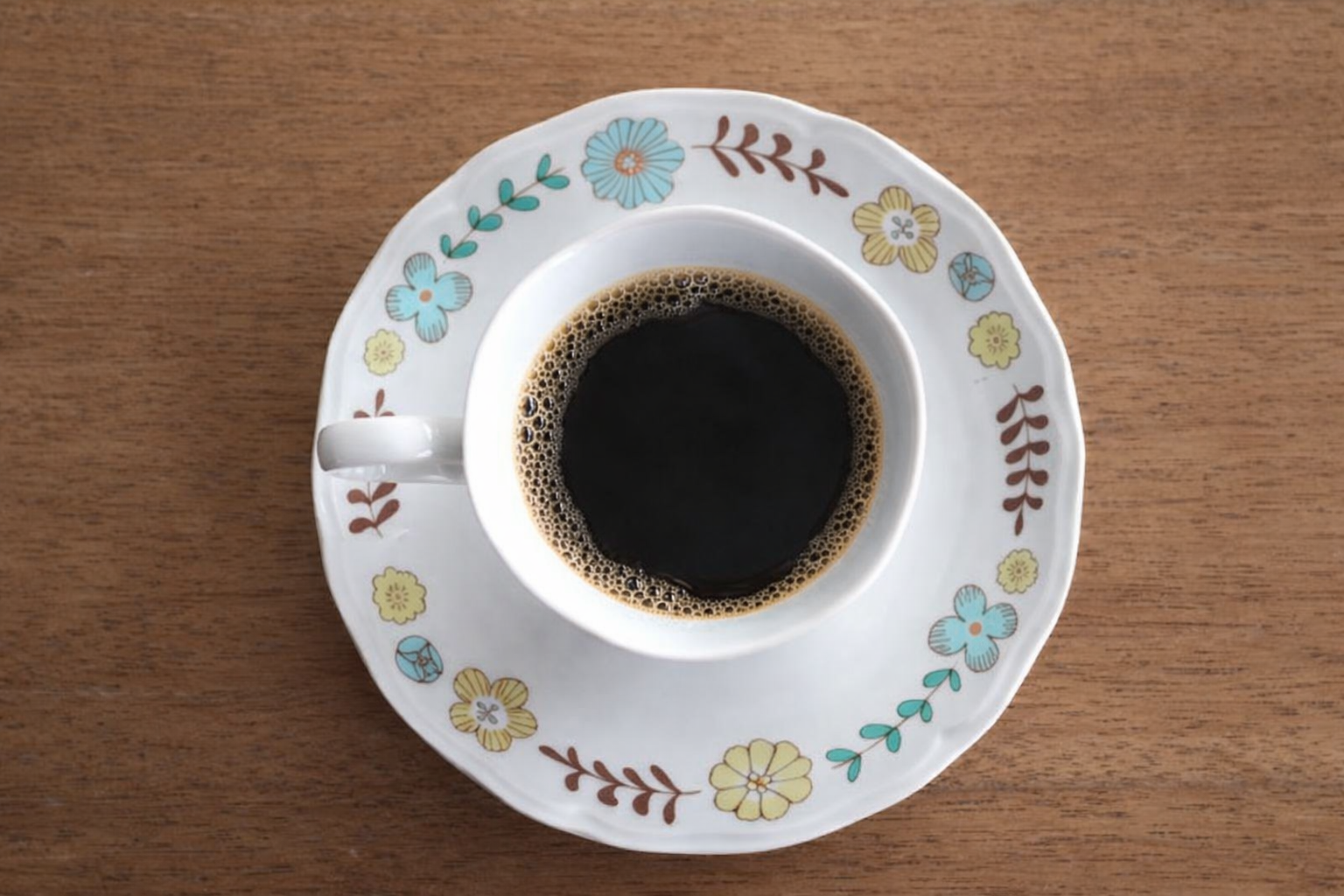 Harekutani Cup and Saucer Flower and Bird | Kutani Ware