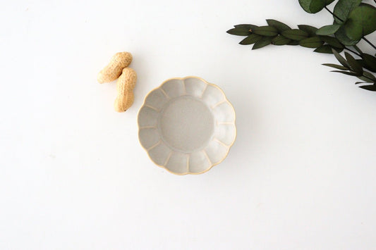 Chrysanthemum split bean plate, sherbet gray, porcelain, Koyo kiln, Arita ware