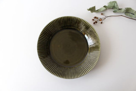 Shinogi 21cm/8.3in Plate Olive Porcelain Koyo Kiln Arita Ware