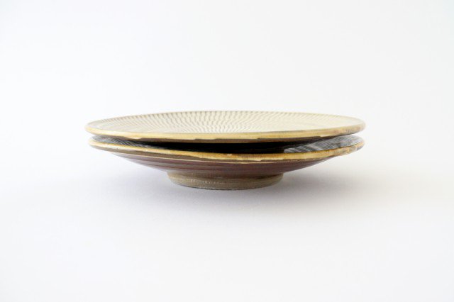 Round Plate Tobikanna 21cm/8.3in | Ontayaki