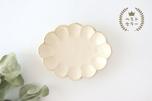 Oval Plate White Chrysanthemum | Mino Ware