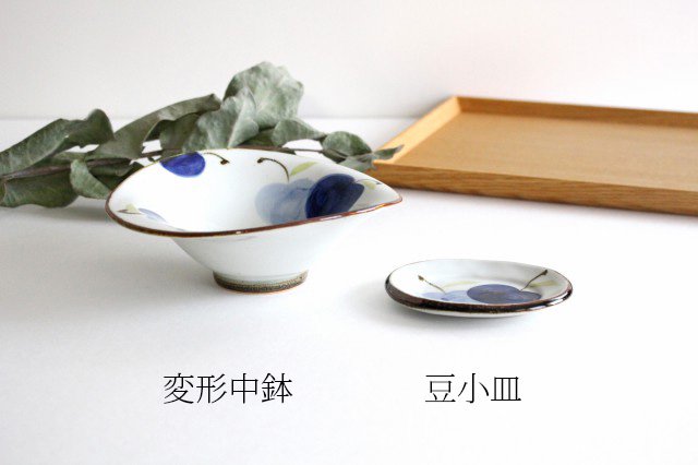 Deformed medium bowl, green apple, porcelain, Hasami ware